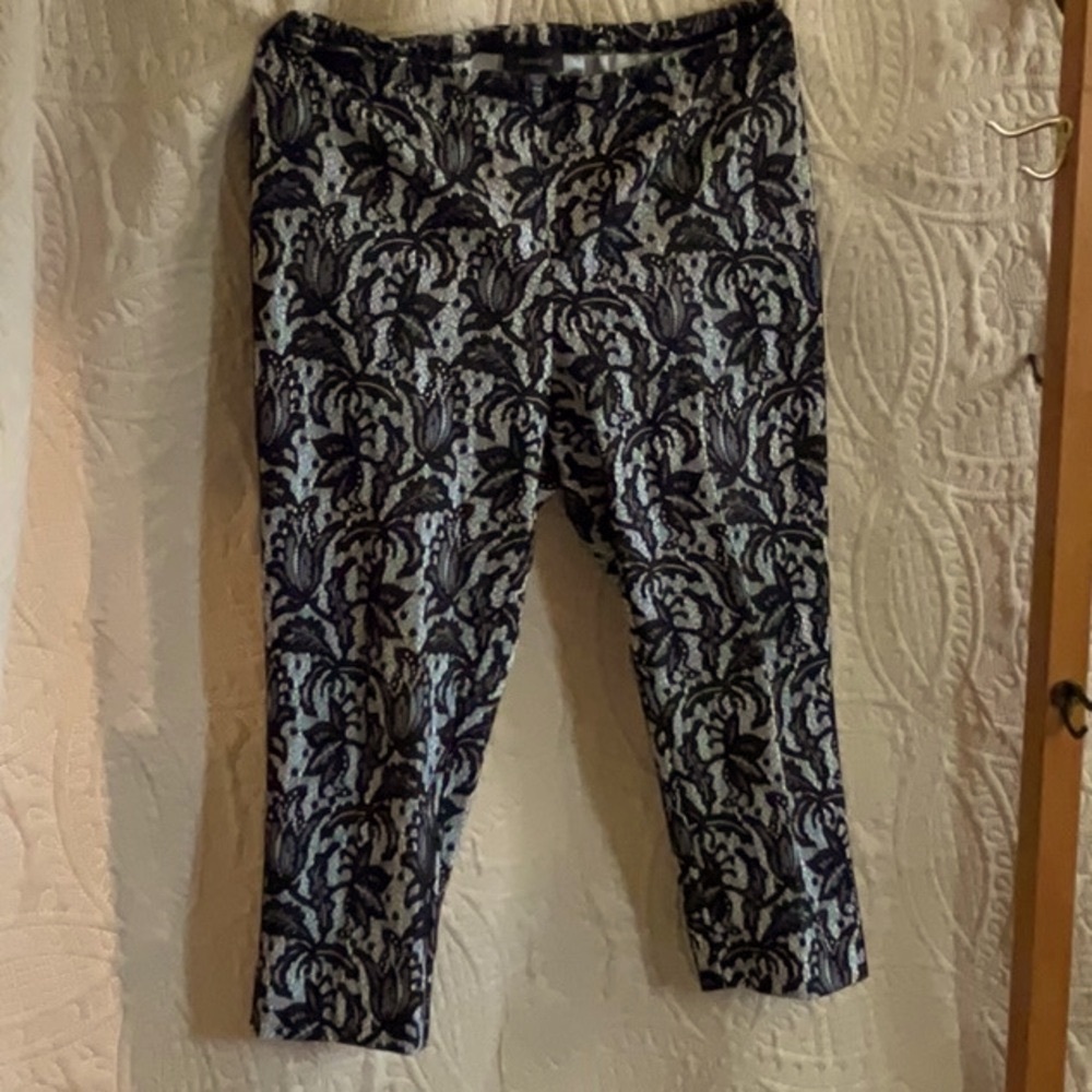 18W Karen Kane ankle pants